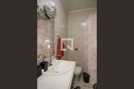 Casa à venda com 175m², 2 quartos e 3 vagasBanheiro casa 2