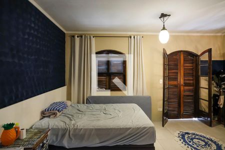 Casa à venda com 175m², 2 quartos e 3 vagasSuíte casa 2