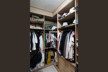 Casa à venda com 175m², 2 quartos e 3 vagasCloset