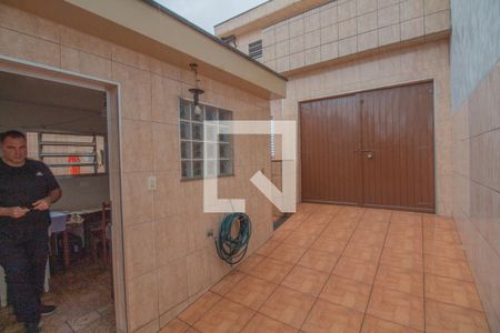 Casa à venda com 310m², 5 quartos e 7 vagas Casa à venda com 310m², 5 quartos e 7 vagasÁrea externa