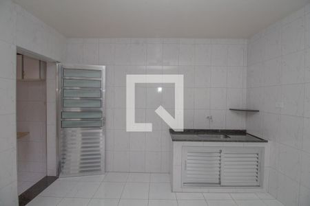 Casa à venda com 310m², 5 quartos e 7 vagas Casa à venda com 310m², 5 quartos e 7 vagasCozinha  2