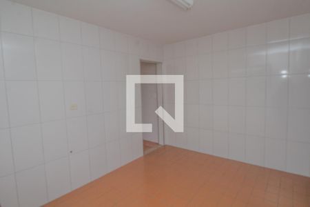 Casa à venda com 310m², 5 quartos e 7 vagas Casa à venda com 310m², 5 quartos e 7 vagasCozinha 3