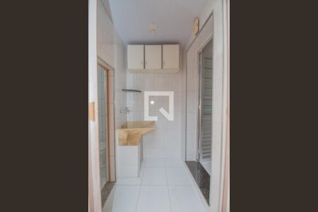 Casa à venda com 310m², 5 quartos e 7 vagas Casa à venda com 310m², 5 quartos e 7 vagasLavanderia 2