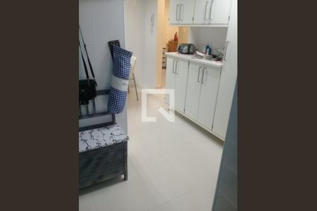 Apartamento à venda com 71m², 2 quartos e 1 vaga Apartamento à venda com 71m², 2 quartos e 1 vagaCozinha