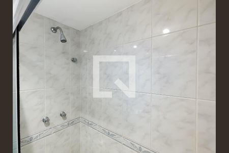 Apartamento à venda com 70m², 2 quartos e 1 vaga Apartamento à venda com 70m², 2 quartos e 1 vagaBanheiro da Suíte