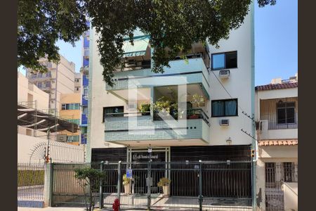 Apartamento à venda com 70m², 2 quartos e 1 vaga Apartamento à venda com 70m², 2 quartos e 1 vagaFachada e portaria