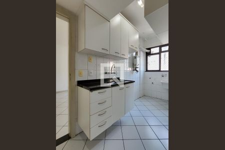 Apartamento à venda com 70m², 2 quartos e 1 vaga Apartamento à venda com 70m², 2 quartos e 1 vagaCozinha