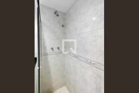 Apartamento à venda com 70m², 2 quartos e 1 vaga Apartamento à venda com 70m², 2 quartos e 1 vagaBanheiro da Suíte