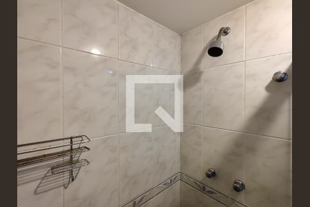 Apartamento à venda com 70m², 2 quartos e 1 vaga Apartamento à venda com 70m², 2 quartos e 1 vagaBanheiro Corredor