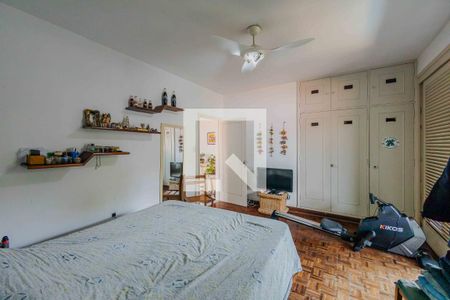 Casa à venda com 690m², 4 quartos e 5 vagasQuarto 2