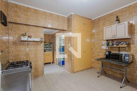 Casa à venda com 690m², 4 quartos e 5 vagasCozinha 2