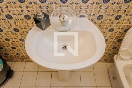 Casa à venda com 690m², 4 quartos e 5 vagasLavabo