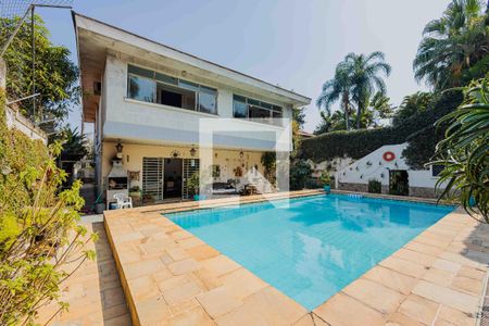 Casa à venda com 690m², 4 quartos e 5 vagasPiscina