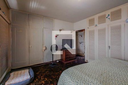 Casa à venda com 690m², 4 quartos e 5 vagasSuíte