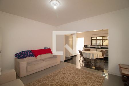 Casa à venda com 287m², 3 quartos e 2 vagas Casa à venda com 287m², 3 quartos e 2 vagasCopa