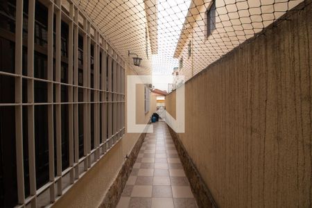 Casa à venda com 287m², 3 quartos e 2 vagas Casa à venda com 287m², 3 quartos e 2 vagasCorredor