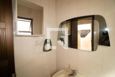 Casa à venda com 287m², 3 quartos e 2 vagas Casa à venda com 287m², 3 quartos e 2 vagasBanheiro da área de serviço