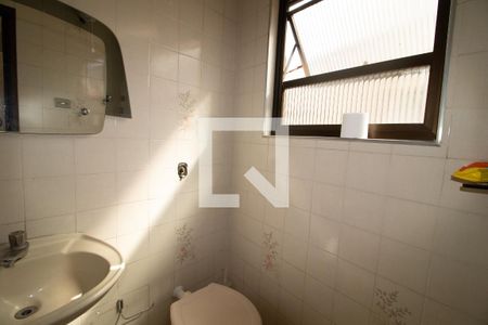 Casa à venda com 287m², 3 quartos e 2 vagas Casa à venda com 287m², 3 quartos e 2 vagasBanheiro da área de serviço