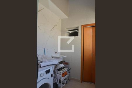 Apartamento à venda com 82m², 2 quartos e 1 vagaÁrea de Serviço