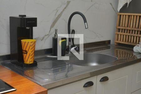 Apartamento à venda com 82m², 2 quartos e 1 vagaCozinha - Armários