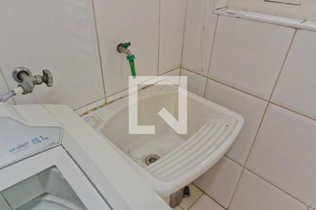 Casa à venda com 583m², 3 quartos e 4 vagas Casa à venda com 583m², 3 quartos e 4 vagasÁrea de Serviço