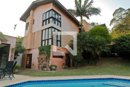 Casa à venda com 583m², 3 quartos e 4 vagas Casa à venda com 583m², 3 quartos e 4 vagasÁrea externa