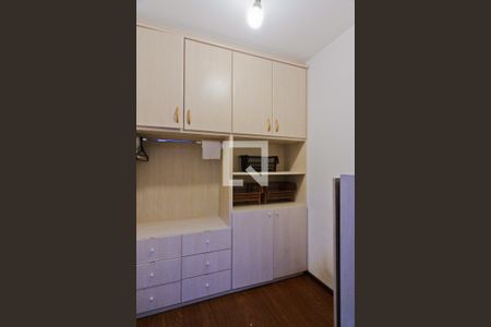 Casa à venda com 583m², 3 quartos e 4 vagas Casa à venda com 583m², 3 quartos e 4 vagasÁrea de Serviço