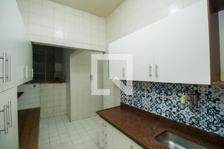 Apartamento à venda com 116m², 3 quartos e sem vaga Apartamento à venda com 116m², 3 quartos e sem vagaCozinha