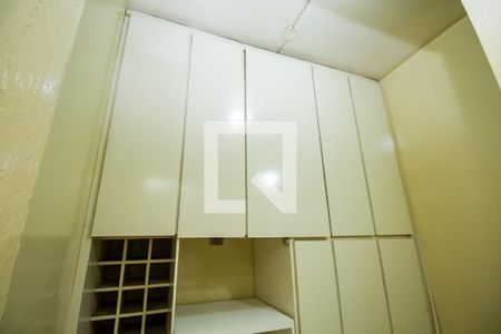 Apartamento à venda com 116m², 3 quartos e sem vaga Apartamento à venda com 116m², 3 quartos e sem vagaQuarto de Serviço