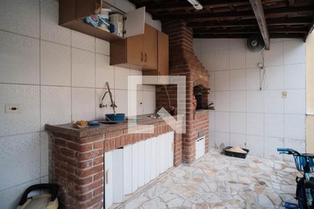 Casa à venda com 158m², 4 quartos e 2 vagas Casa à venda com 158m², 4 quartos e 2 vagasÁrea comum