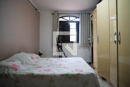 Casa à venda com 158m², 4 quartos e 2 vagas Casa à venda com 158m², 4 quartos e 2 vagasQuarto 3