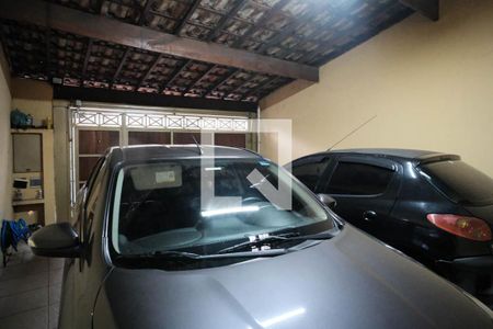 Casa à venda com 158m², 4 quartos e 2 vagas Casa à venda com 158m², 4 quartos e 2 vagasÁrea comum