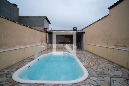 Casa à venda com 158m², 4 quartos e 2 vagas Casa à venda com 158m², 4 quartos e 2 vagasÁrea comum