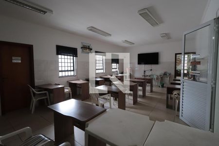 Casa à venda com 950m², 7 quartos e 1 vagaSala 2