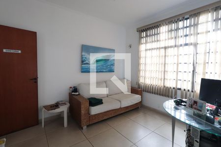 Casa à venda com 950m², 7 quartos e 1 vagaQuarto 3