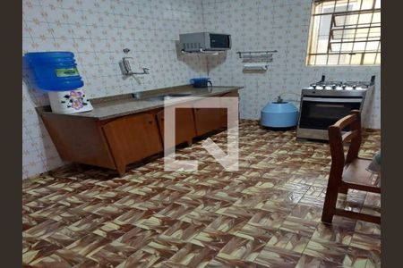 Casa à venda com 285m², 6 quartos e 4 vagas