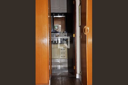 Casa à venda com 168m², 3 quartos e 7 vagas Casa à venda com 168m², 3 quartos e 7 vagasDetalhe da Suíte