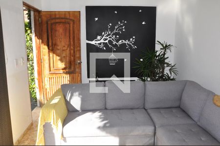 Casa à venda com 168m², 3 quartos e 7 vagas Casa à venda com 168m², 3 quartos e 7 vagasDetalhe Sala de Som