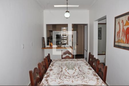 Casa à venda com 168m², 3 quartos e 7 vagas Casa à venda com 168m², 3 quartos e 7 vagasDetalhe Sala de Jantar