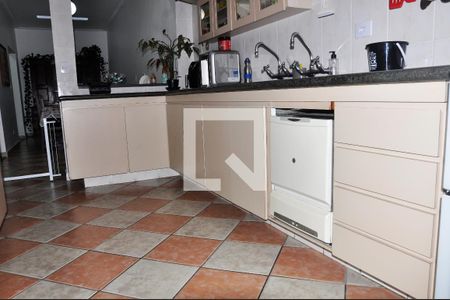 Casa à venda com 168m², 3 quartos e 7 vagas Casa à venda com 168m², 3 quartos e 7 vagasDetalhe Cozinha Americana