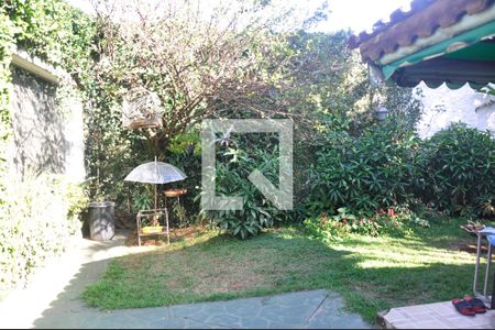 Casa à venda com 168m², 3 quartos e 7 vagas Casa à venda com 168m², 3 quartos e 7 vagasDetalhe Área Verde