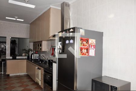 Casa à venda com 168m², 3 quartos e 7 vagas Casa à venda com 168m², 3 quartos e 7 vagasDetalhe Cozinha Americana