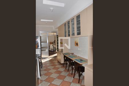 Casa à venda com 168m², 3 quartos e 7 vagas Casa à venda com 168m², 3 quartos e 7 vagasDetalhe Cozinha Americana