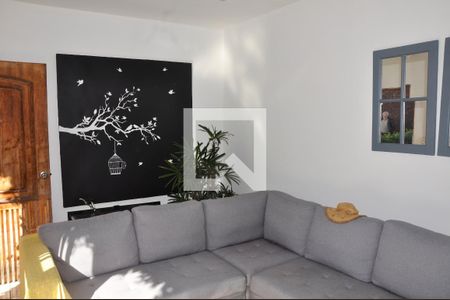 Casa à venda com 168m², 3 quartos e 7 vagas Casa à venda com 168m², 3 quartos e 7 vagasDetalhe Sala de Som