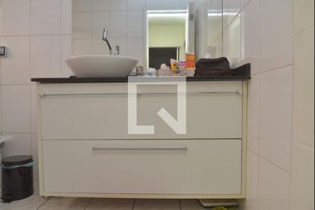 Casa à venda com 168m², 3 quartos e sem vagaBanheiro Social