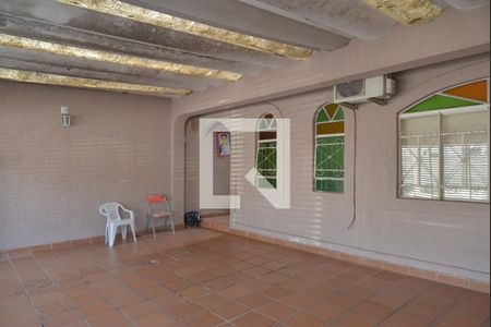 Casa à venda com 168m², 3 quartos e sem vagaGaragem