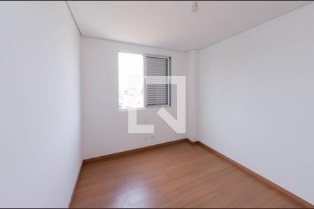 Apartamento à venda com 178m², 3 quartos e 2 vagas Apartamento à venda com 178m², 3 quartos e 2 vagasQuarto 1