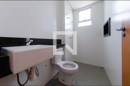 Apartamento à venda com 178m², 3 quartos e 2 vagas Apartamento à venda com 178m², 3 quartos e 2 vagasBanheiro suíte