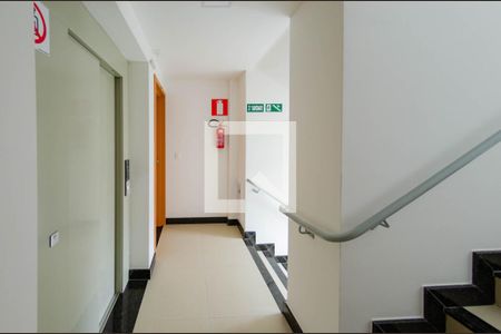 Apartamento à venda com 178m², 3 quartos e 2 vagas Apartamento à venda com 178m², 3 quartos e 2 vagasÁrea comum