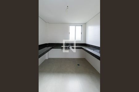 Apartamento à venda com 178m², 3 quartos e 2 vagas Apartamento à venda com 178m², 3 quartos e 2 vagasCozinha